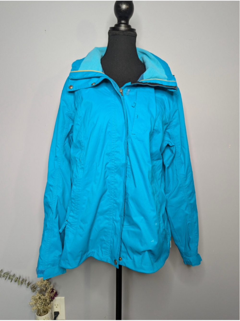Quechua by Decathlon NovaDry 2-in-1 Triclimate Waterproof Rain Jacket -Turquoise